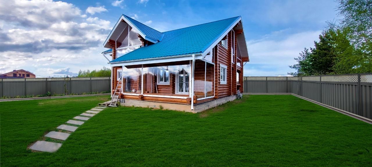 Мягкие окна на веранде загородного дома в городе Дятьково